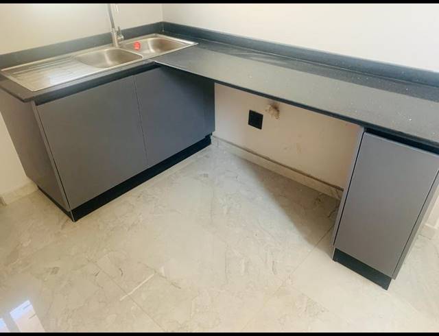 6 BEDROOM HOUSE FOR SALE IN SIX FOUNTAINS RESIDENTIAL ESTATE